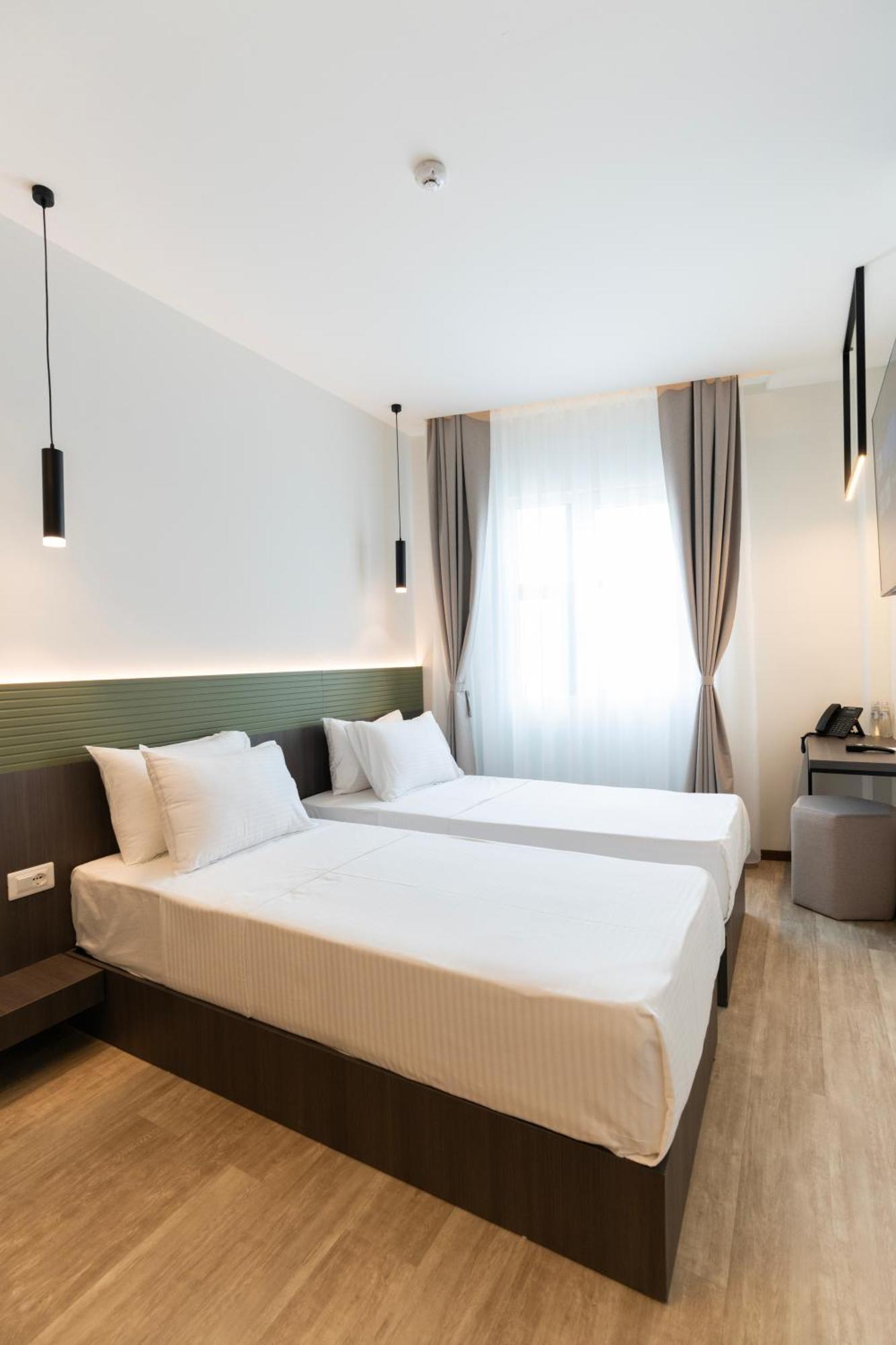 Star Hill Hotel Pristina Eksteriør bilde