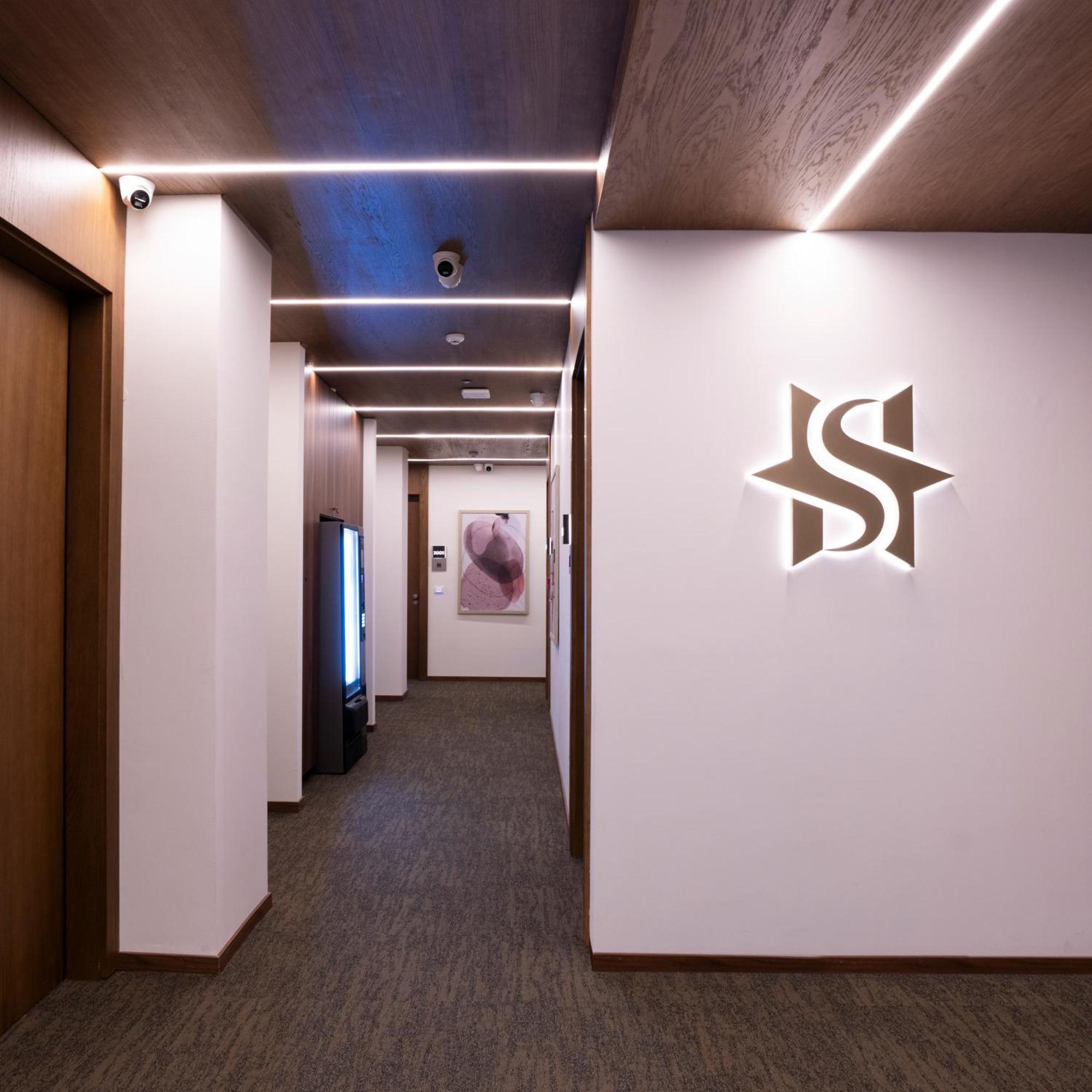 Star Hill Hotel Pristina Eksteriør bilde
